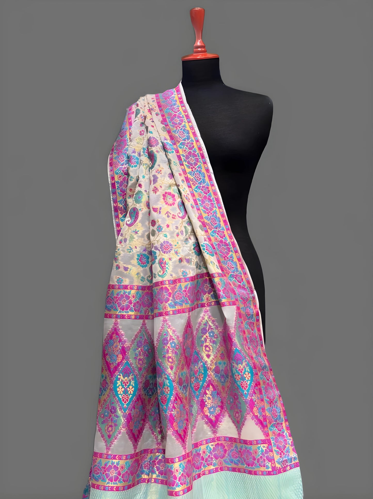 Heritage Brocade Wrap