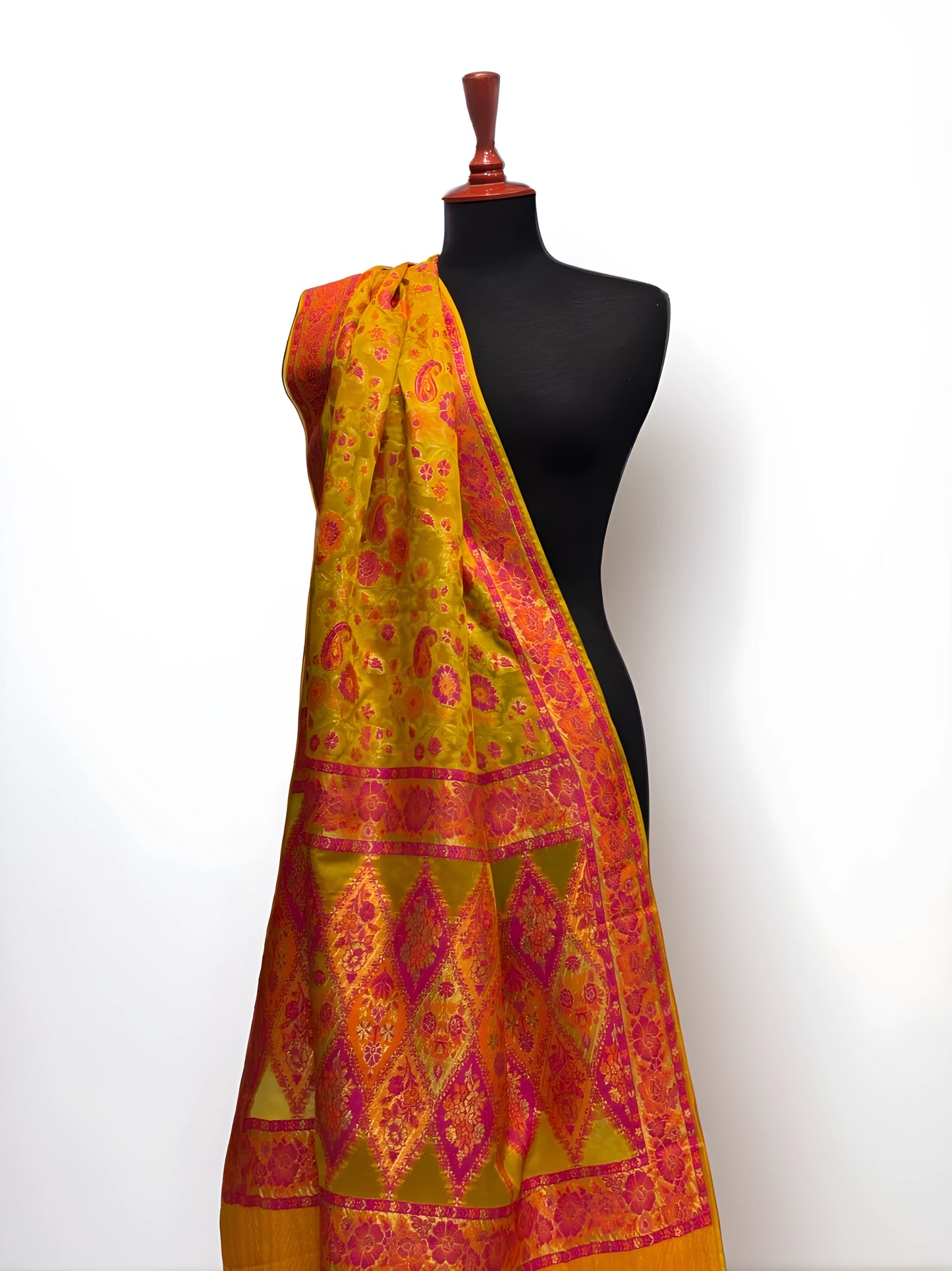Heritage Brocade Wrap